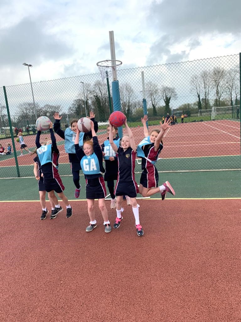 YEAR 3 GIRLS UNDEFEATED AT THEIR FIRST NETBALL TOURNAMENT